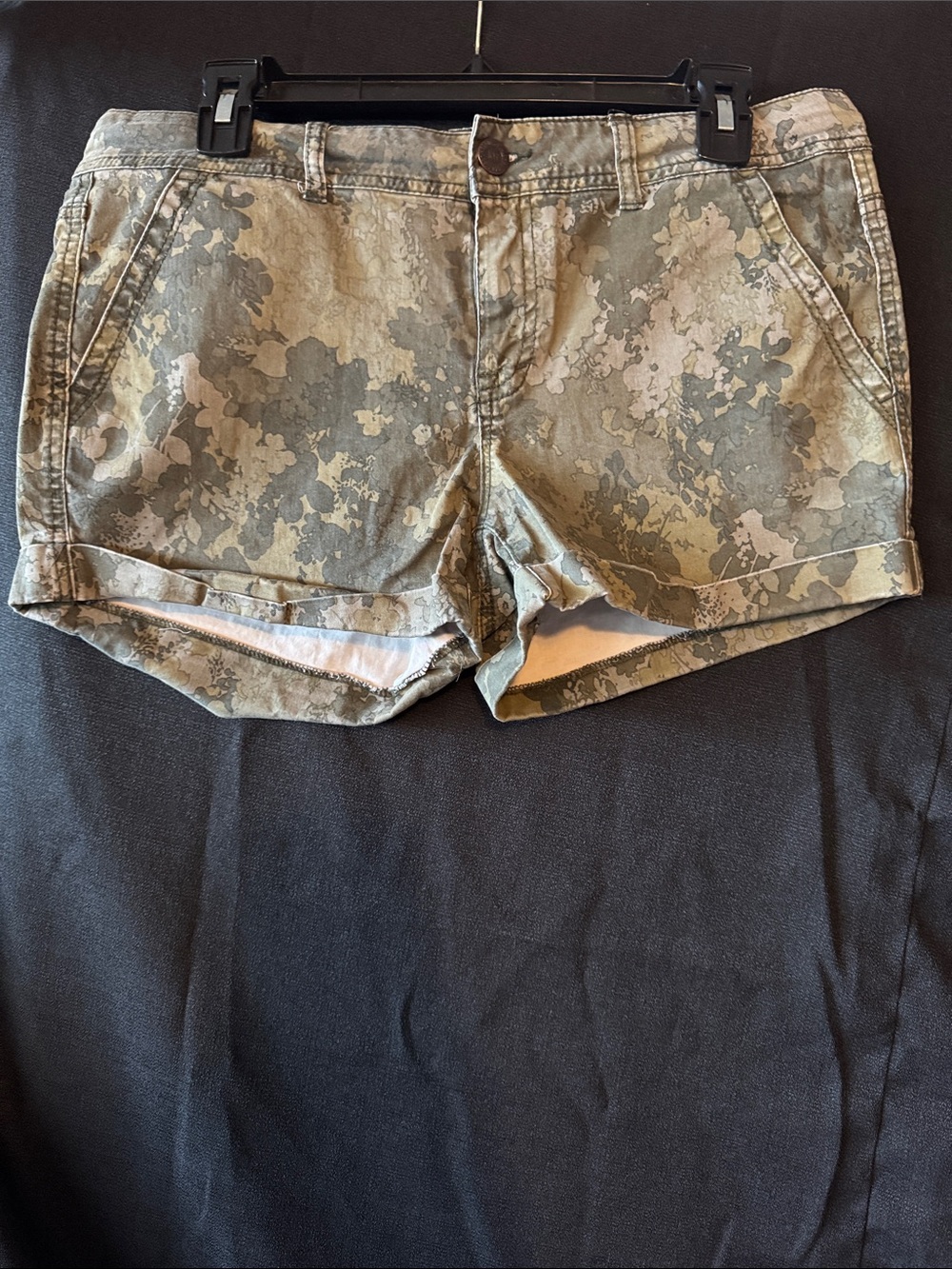 Aeropostale Women's Camouflage Print Cuffed Jean Shorts - Green Tones